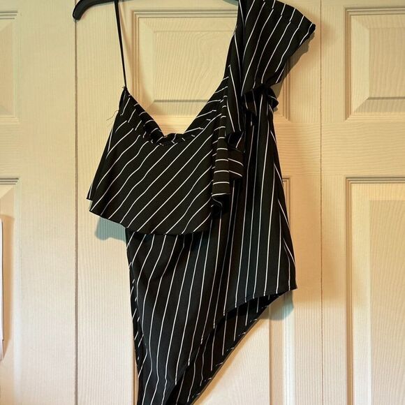 Shein Curve One Shoulder Bodysuit Women Sz 3XL Black Snap Closure.   B2 - Picture 1 of 6